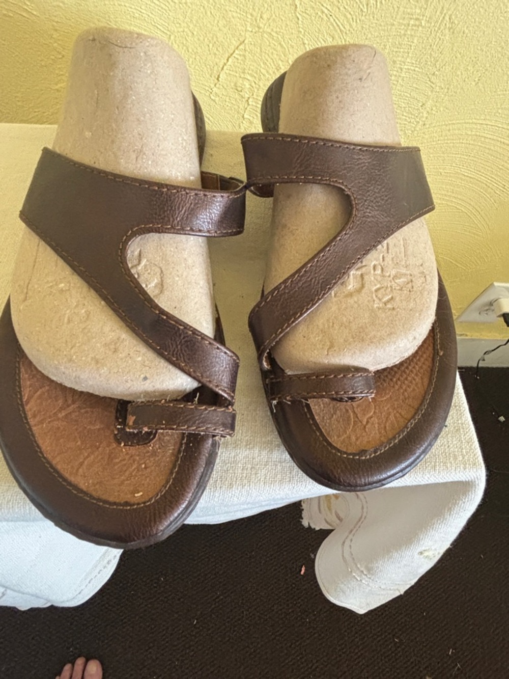 b.o.c. Brown Leather Adjustable Toe-Loop Sandals